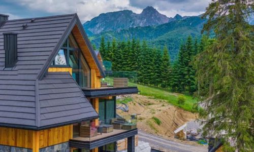 Skyline Apartments A