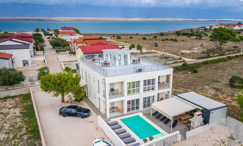 Apartmanok Családok Részére Medencével Vir - 23976