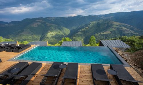 The Altitude Cabin Resort Măguri Adults Only