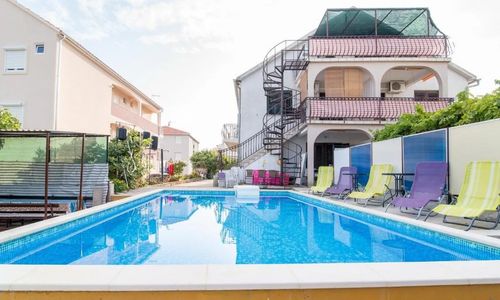  Apartments Fidelis Okrug Gornji