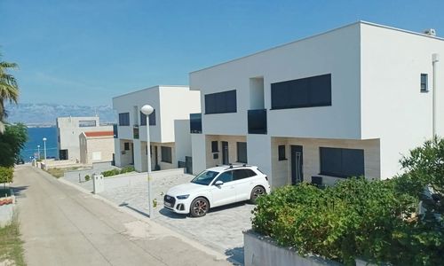Holiday Home Cvetkovic Vir