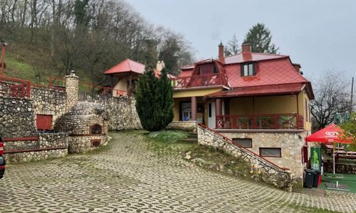 Cservák-ház Csesznek