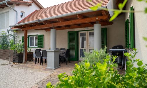 Kata Vendégház Alsópáhok