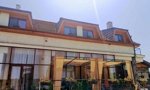 Pensiunea La Cuib Cristian