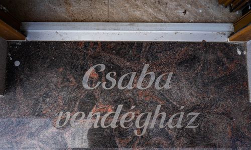 Csaba Vendégház Izsák