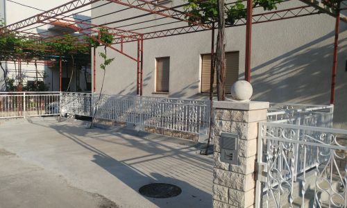 Apartmanok Parkolóhellyel Kastel Stafilic, Kastela - 20662 Kaštel Štafilić