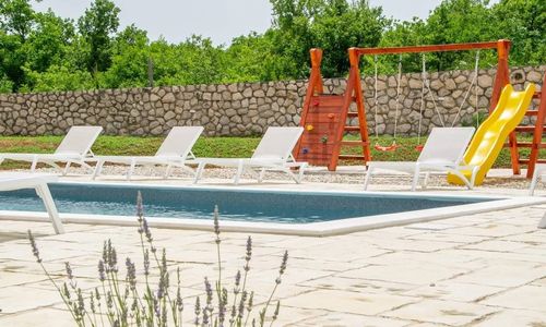 Ház Családok Részére Medencével Posedarje Novigrad - 23578