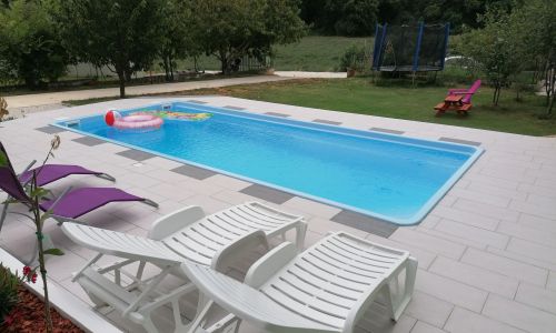 Apartmanok Családok Részére Medencével Pula - 24352