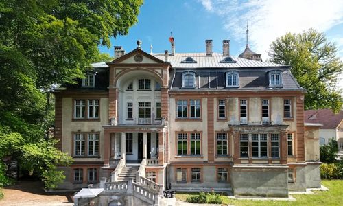 Pałac i Folwark Brzeźnica
