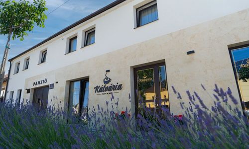 Kálvária Panzió Tata