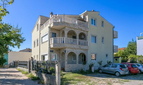 Apartmanok Parkolóhellyel Kastel Stafilic, Kastela - 24155 Kaštel Štafilić