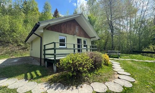 Domki przy lesie 300m od jeziora Zawóz