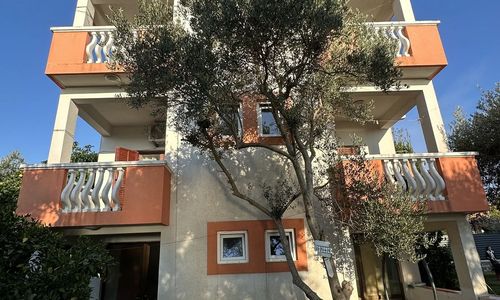 Apartmanház Lia Bibinje