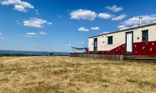 Mountaintop Panoramaview casa in Bihor Apuseni Tomnatic