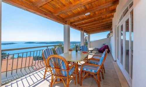 Apartmanok Parkolóhellyel Hvar - 24988