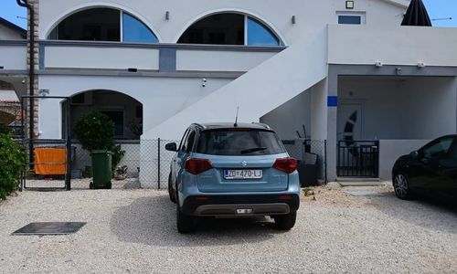 Apartments Oto Vir