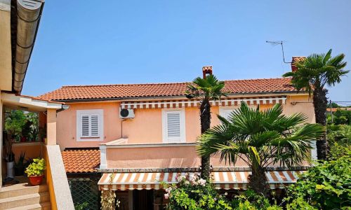 Ház Családok Részére Parkolóhellyel Gabonjin, Krk - 25035 Gabonjin