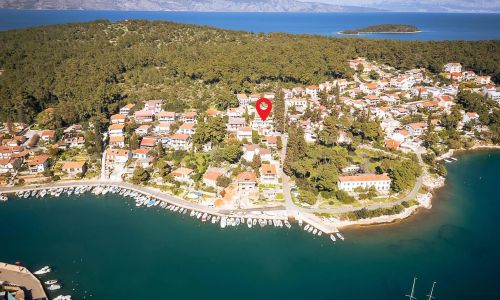 Apartman Vrboska - CDH638