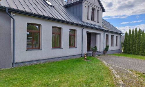 Dworek 250 m.kw. Odrowąż