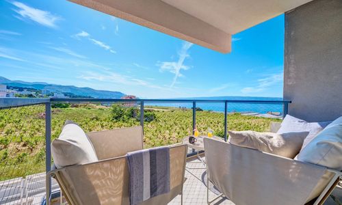 Luxury Seaside Apartment Split