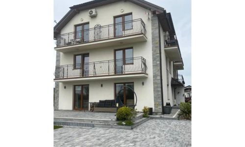 Villa Laguna Rewa 