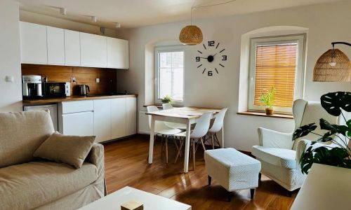 ,Słoneczny Apartament z sauną w Lądku Zdroju