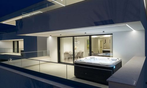 Villas Azimut - Luxury Apartment With Private Jacuzzi Malinska