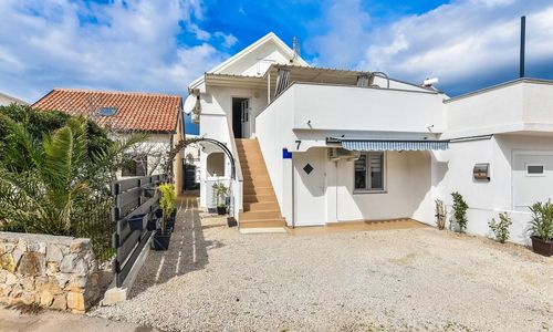 Apartment Matanovic Vir