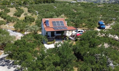 Robinzoni Nyaralóház Elszigetelt Helyen Marina, Trogir - 25320 Marina