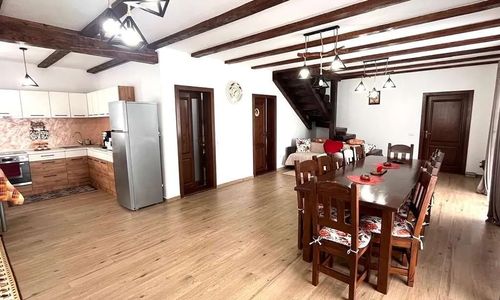 Casa Glandis Sărămaș