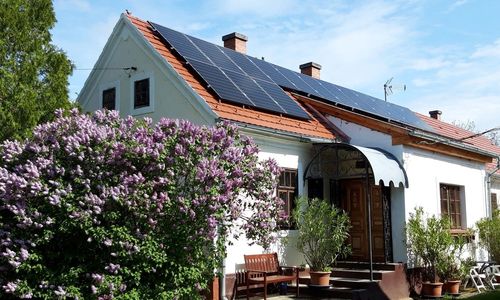 Cserépmadár Szállás és Csinyálóház Velemér