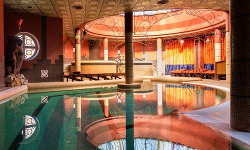 Puchner Kastélyszálló és Reneszánsz Élménybirtok Bikal