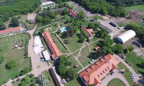 Sarlóspuszta Club Hotel Tatárszentgyörgy