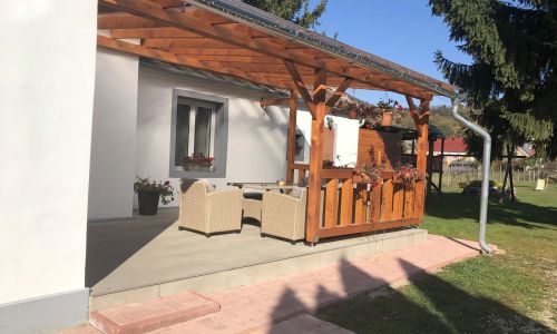 Park Vendégház & ParkCafé Bakonybél
