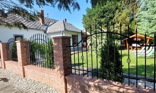 Fenyves Vendégház és Apartman Bakonybél