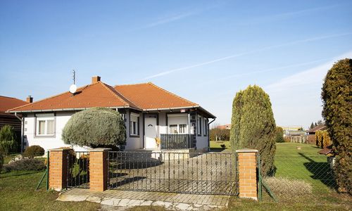 Napsugár Apartman Lenti