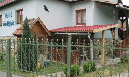 Holló Vendégház Szögliget
