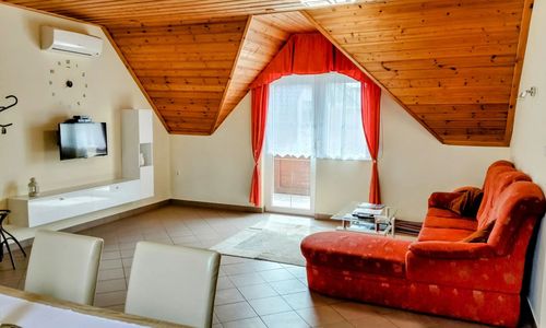 Andrea Villa Hévíz****