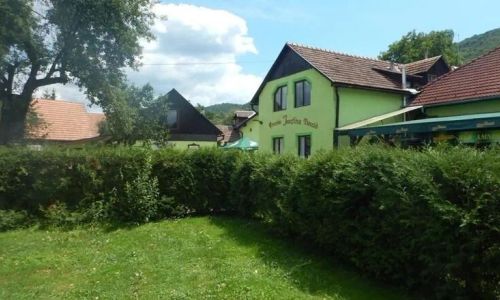 Penzión Jozefína Krásnohor. Dlhá Lúka