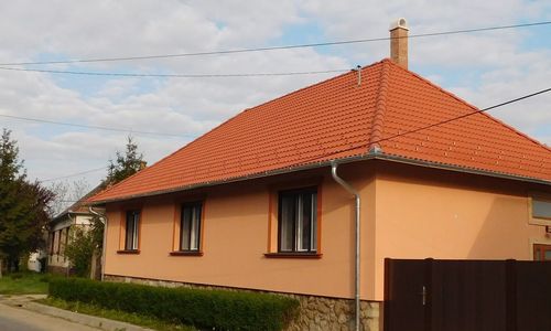 Kápolnás Vendégház Báta