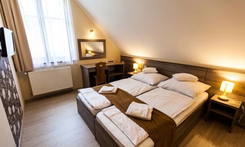 Piroska Csárda és Panzió Siófok