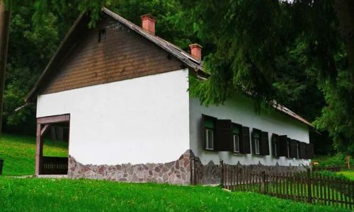 Jávorkút Étterem és Panzió Lillafüred