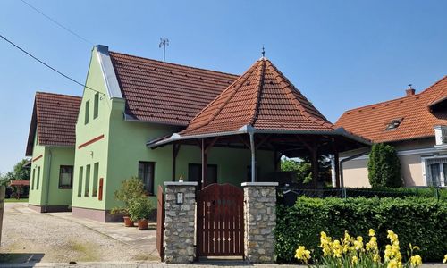 Árendás Vendégház Kehidakustány