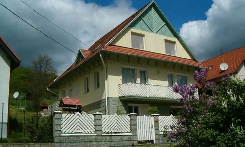 Jucus Apartman Zebegény