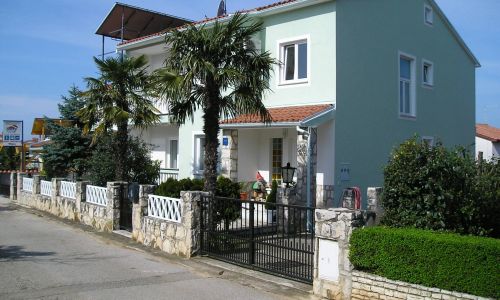 Balogh Apartmanhaz Pješčana Uvala