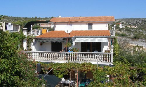 Apartmani Miki Rogoznica