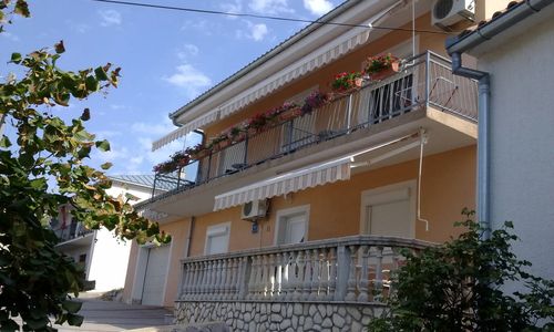 Apartmani i Sobe Bionda Senj