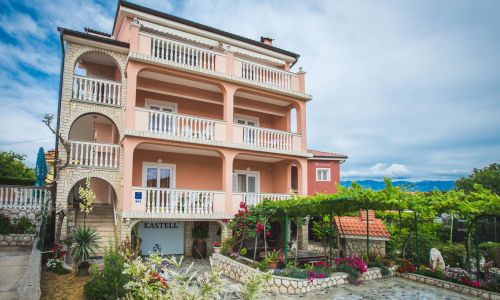  Apartments Kastell Lopar