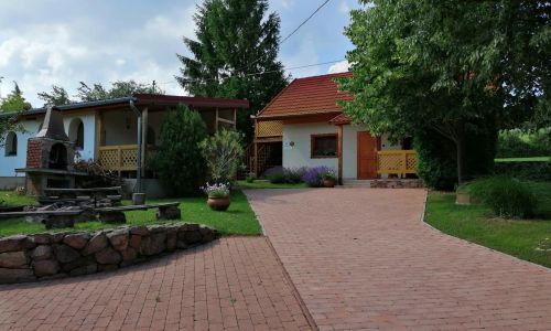 Vackor Vendégházak Cserkút