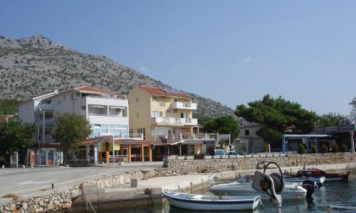 Aparthotel Tota Starigrad